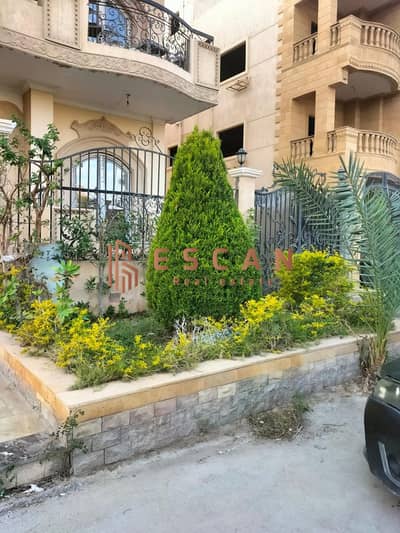 شقه بيع فى فيلا بالنرجس فيو جاردن موقع مميز بالقرب من الخدمات تشطيبات خاصة