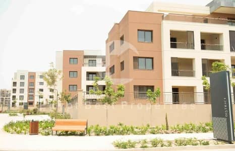 شقه 3 غرف + رووف للبيع في ديستريكت 5 التجمع الخامس القاهره الجديده جاهزه للتسليم - 10% مقدم