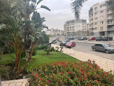 باقل مقدم تشطيب سوبر لوكس بالمطبخ فيو شارع 136 متر البى 10 استلام فورى كاملة المرافق