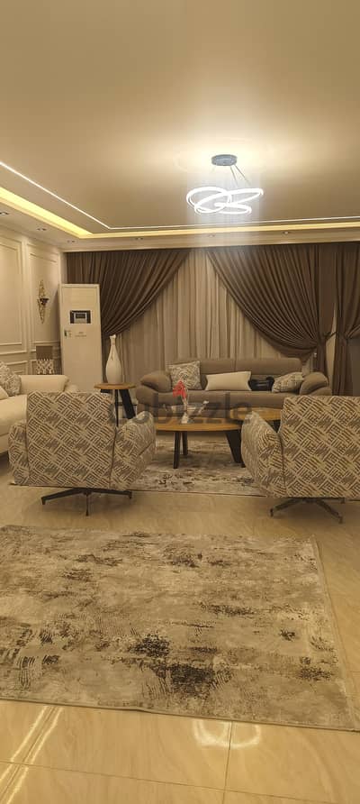 شقه للبيع سوبر الترا المهندسين شارع جزيره العرب مع وادي النيل