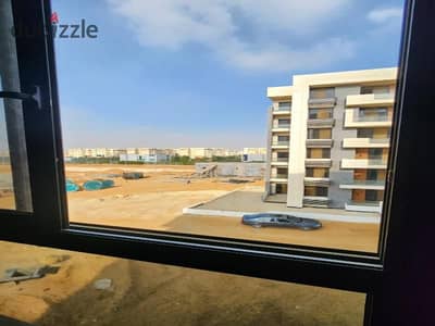 Apartment for sale best price in Lamirada Compound