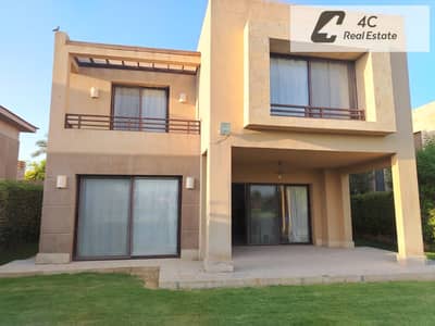 Villa for rent fully finished and furnished ready to move direct facing the lake & golf course prime location in Jaz Little Venice, Ain Sukhna