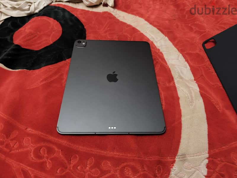 ipad m5 pro 14inch 7