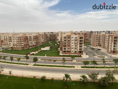 مدينتى شقه للبيع 200 متر فى الb2 بسعر لقطه