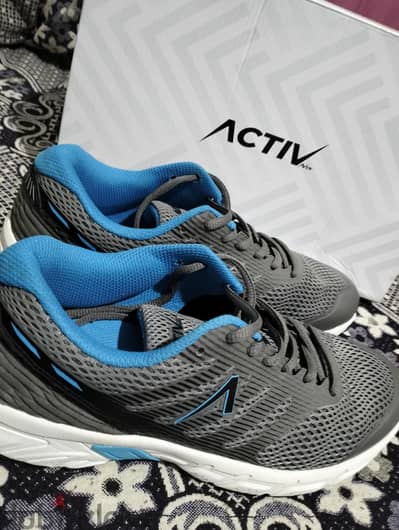 كوتشي activ جديد للبيع