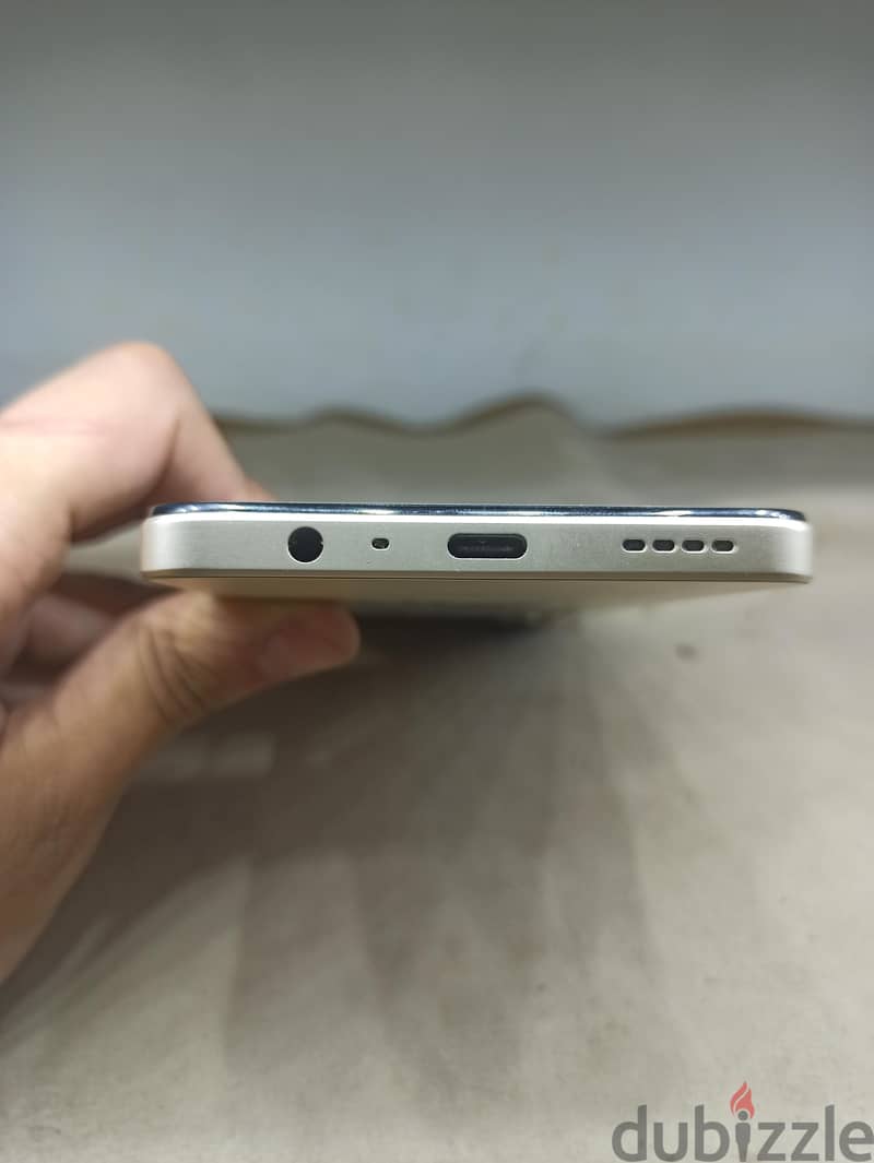 Realme Note 60 4