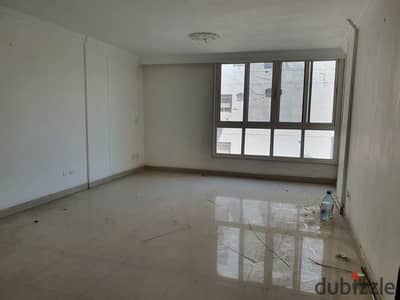 شقه للايجار إداري او سكني عماره العبور صلاح سالم