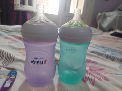 Avent baby bottle 260ml with nipple