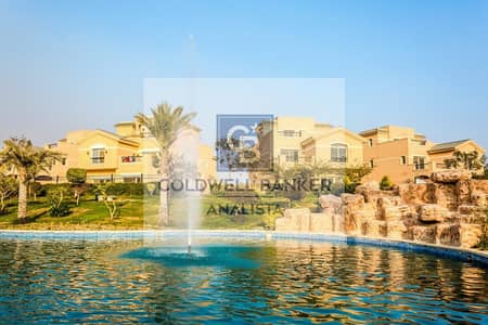أفضل سعر وموقع علي تبة عالية – تاون هاوس كورنرامام تسعين مباشرة  للبيع في القاهرة الجديدة – الجولدن سكوير
