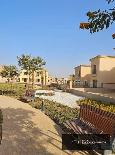 فيلا توين هاوس للبيع بتسهيلات ممتازه في سيتي جيت ديار القطريه بالجولدن سكوير- جاهزه للاستلام والسكن فورا