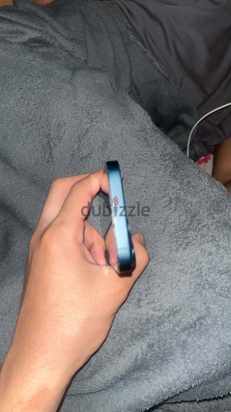 Apple - iPhone 14 2