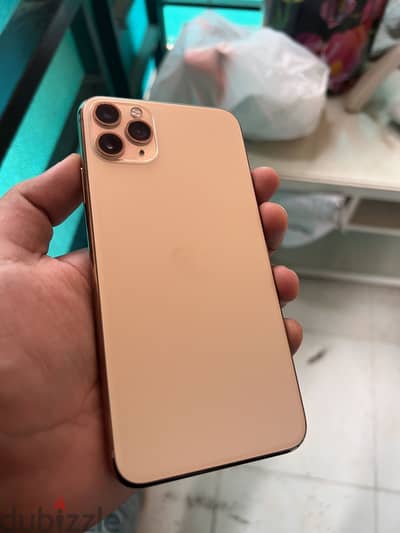 iPhone 11pro max 256 للبدل