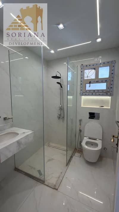 Own a very special 90-square-meter apartment in Al Rehab City, finished to a super deluxe standard, with a kitchen and chandeliers. The apartment is b