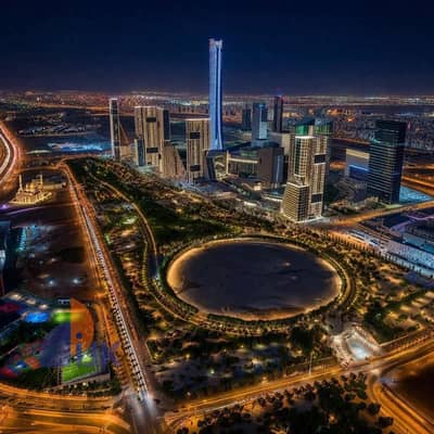 محل تجارى للبيع مميز بعائد سنوى 410.400 فى أضخم ميجا مول فى  قلب العاصمة الإدارية الجديده New Administrative Capital