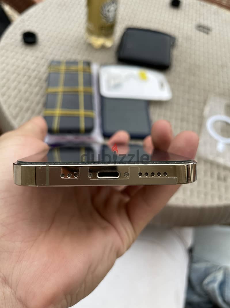 iPhone 13 pro 5