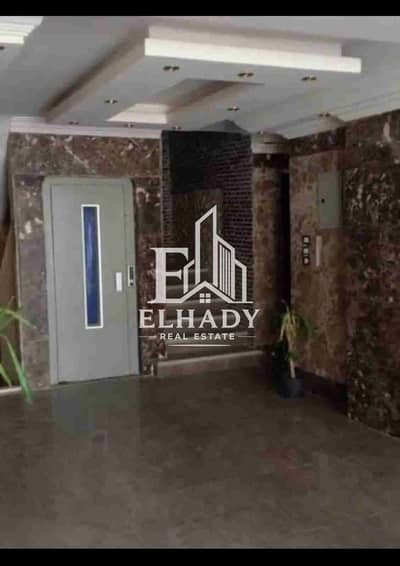 Apartment for rent in the tenth section, area 110 square meters, 2 bedrooms, a bathroom, two-piece reception, and a second kitchen with a balcony near Al Saada Street and close to all services and transportation. Apartment for rent in the tenth section, area 110 square meters, 2 bedrooms, a bathroom, two-piece reception, and a second kitchen with a balcony near Al Saada Street and close to all services and transportation.