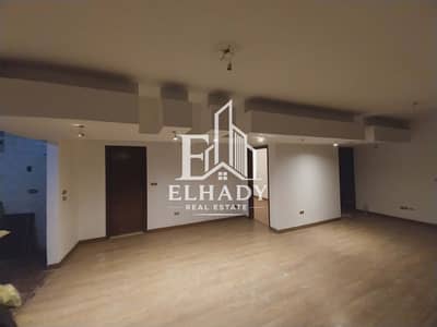 120m apartment for sale in Grand City Compound - Maadi