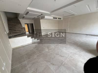 Twin house for rent Mivida compound ,