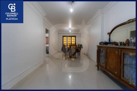 Apartment for sale 140m Smouha (steps from Kamal El Din Salah Street) - prime floor - immediate delivery.