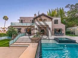 Villa for sale in Rayhana new cairo prime location under market price