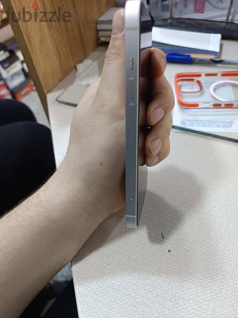 Apple - iPhone 13 3