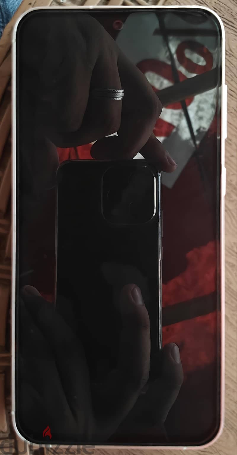 Samsung S23 FE 1