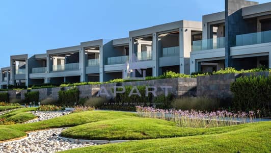 وحدة فاخرة تشطيب كامل بمقدم 5%، مباشرة على البحيرة بإطلالة على البحر، للبيع في الساحل الشمالي – لا فيستا.