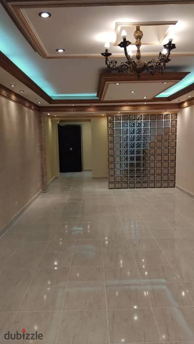 شقه للايجار قانون ١٣٥ متر بالتكيفات والمطبخ باجمل و أرقى مراحل مدينتي b1 فيو وايد جاردن مش مجروحه نهائيا خطوات لاوبن اير مول لوكيشن مميز في قلب جميع الخدمات