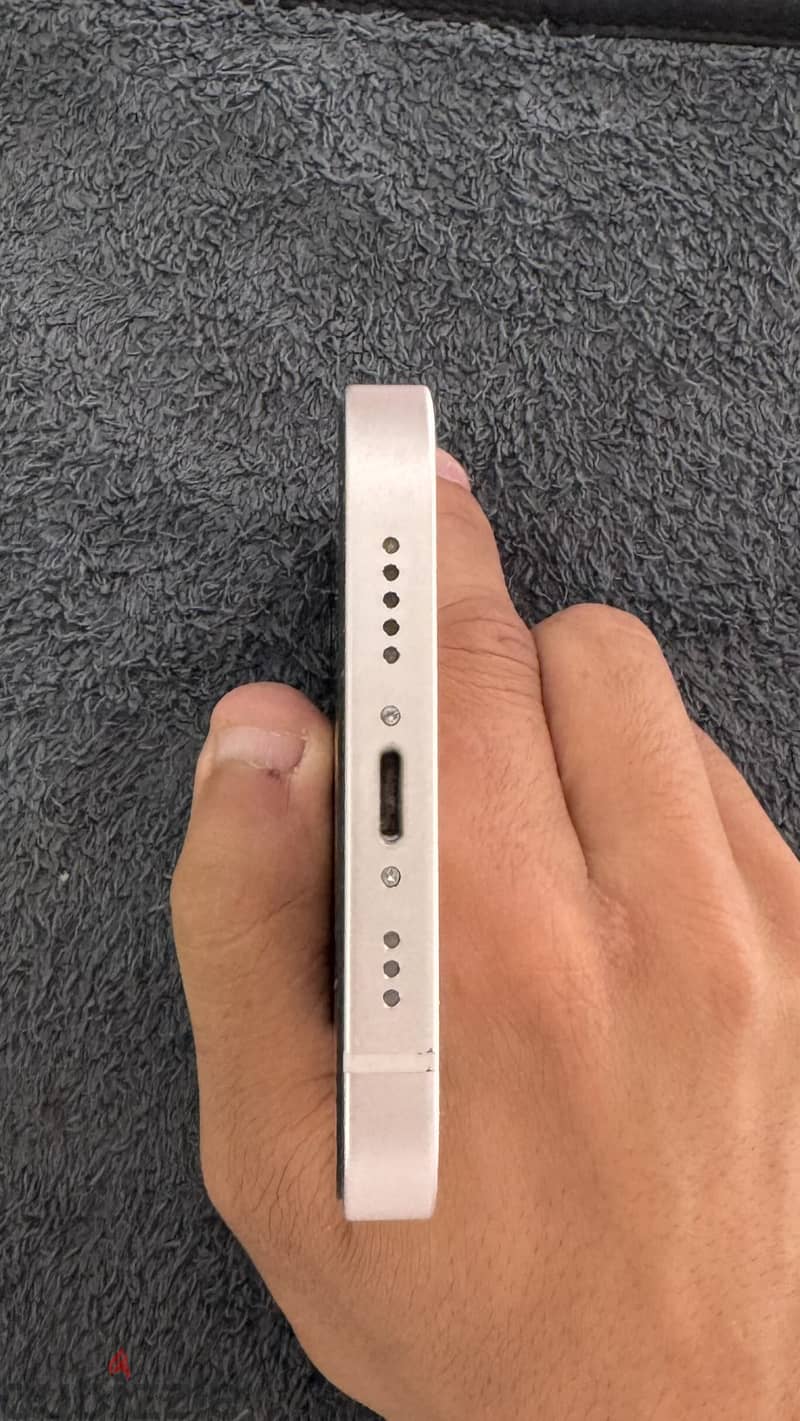 Apple - iPhone 13 1
