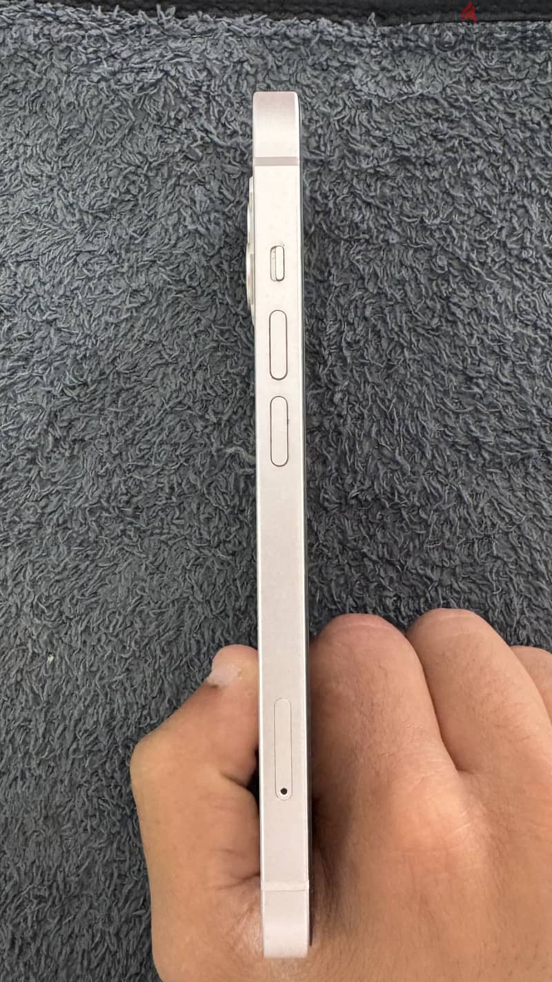 Apple - iPhone 13 4