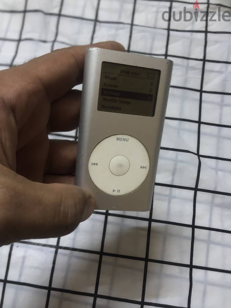 Apple iPod mini 6G 1