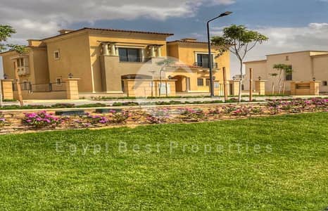 Town House for Sale in New Cairo | City Gate Town House for Sale in New Cairo | City Gate