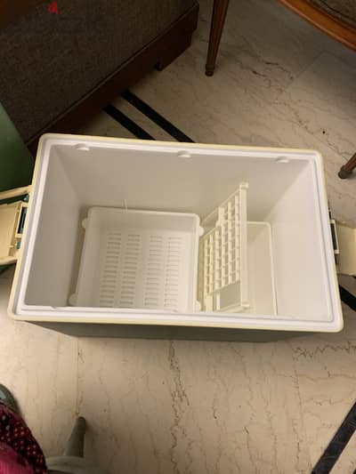 Ice box