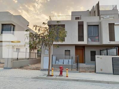 فيلا بخصم كبير ونازل من سعرها من سوديك ايست بمدينة الشروق بفيو مميز جدا