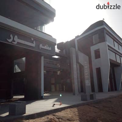 Office for rent 31 meters second floor finished on the tourist walkway in October Gardens