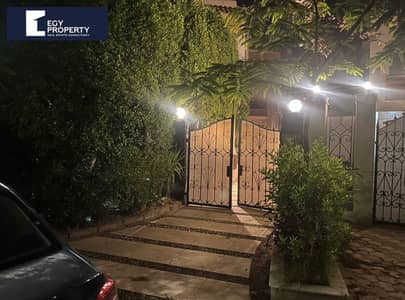 توين هاوس جاهز للاستلام في كمبوند القوات المسلحة بالقاهرة بتشطيبات فاخرة وفرش كامل