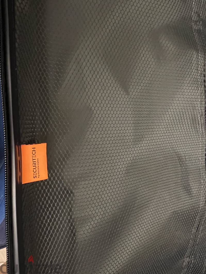 Delsey securitech 9