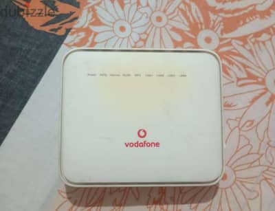 راوتر هواوي فودافون Huawei HG531 V1 بحالة ممتازة (ينفع اكسيس بوينت)