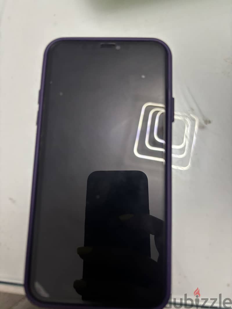 Apple - iPhone 11 Pro Max 2