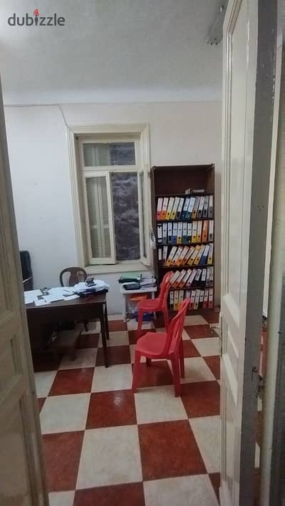 مكتب ٢٥٠ متر في الإبراهيمية