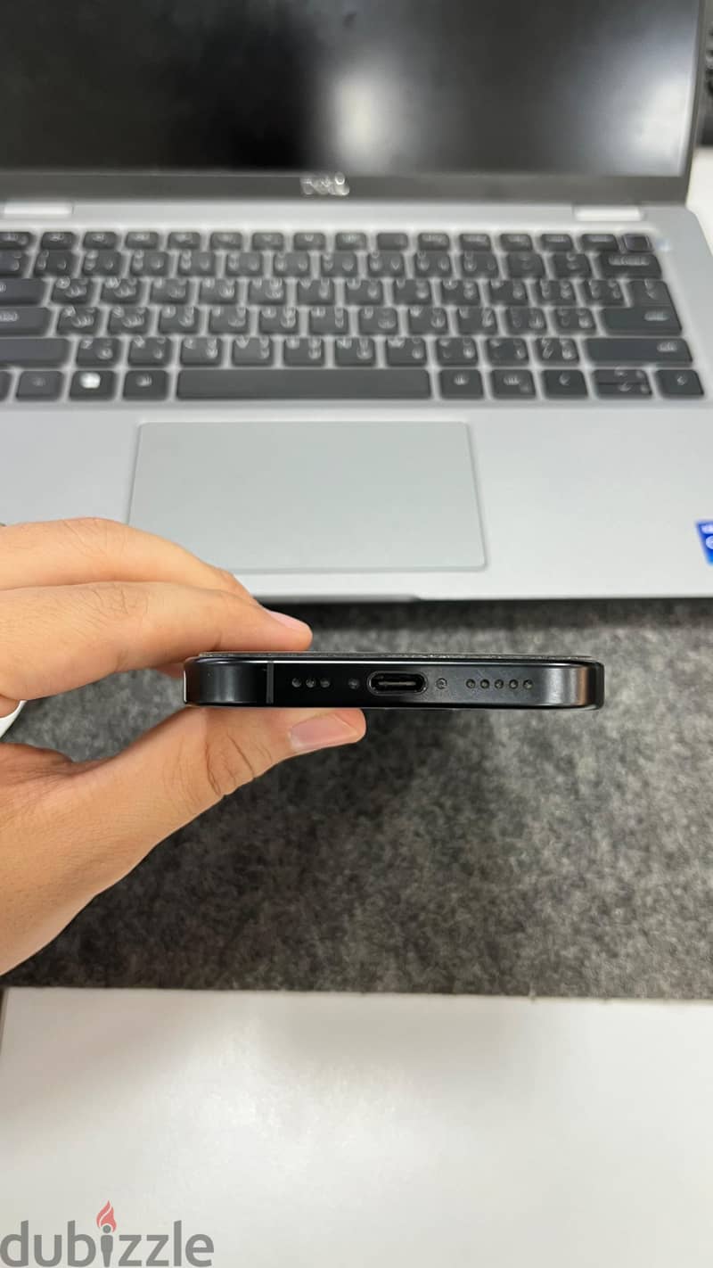 Apple - iPhone 16 Pro 3