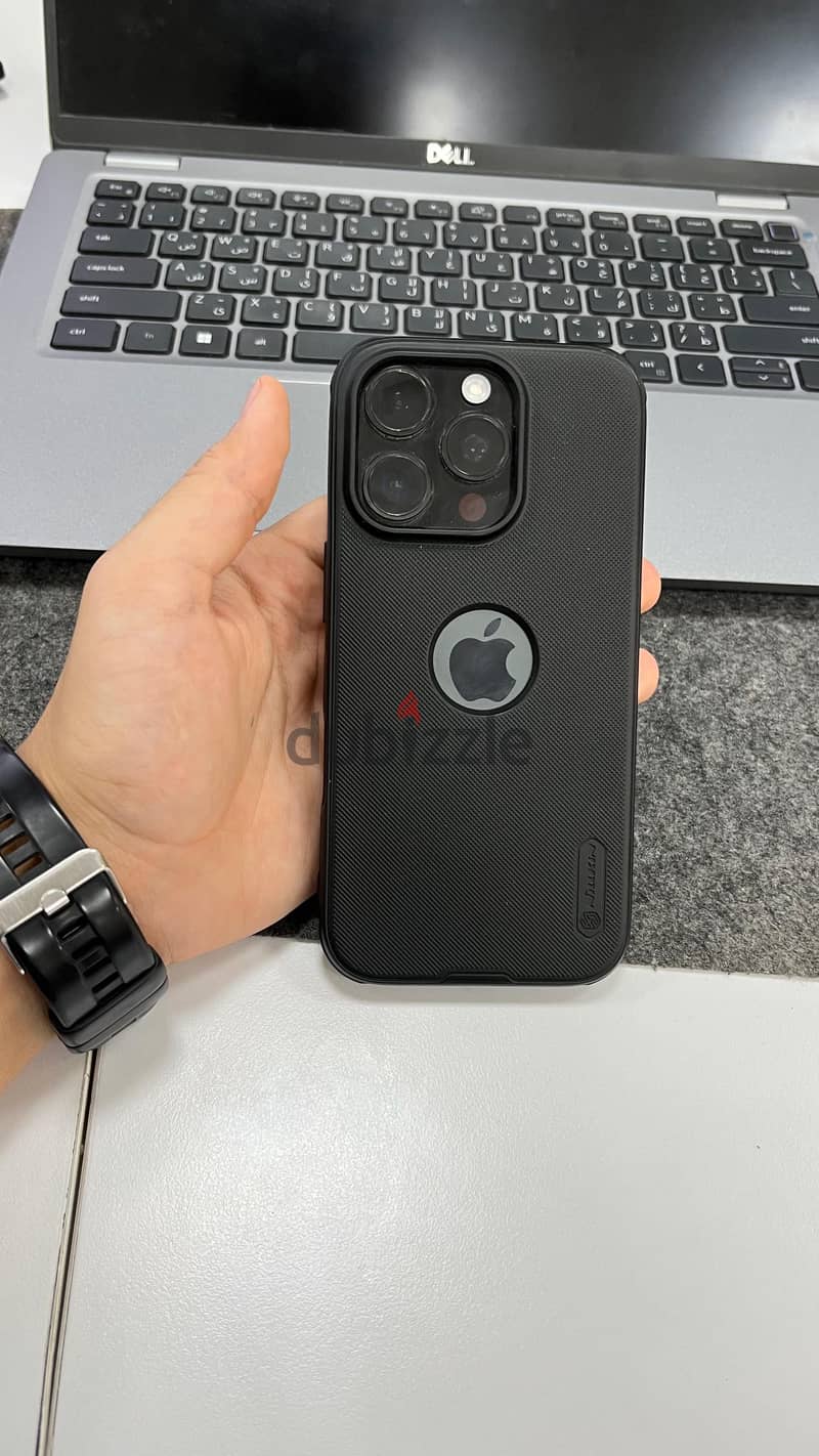 Apple - iPhone 16 Pro 4