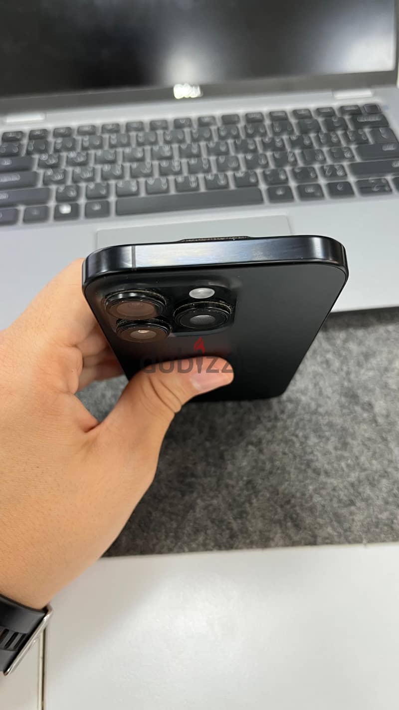 Apple - iPhone 16 Pro 7