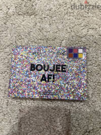 Revolution shadow palette