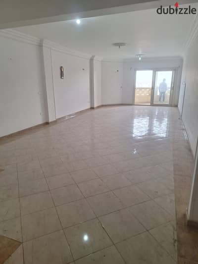 Apartment for rent 3 rooms in semouha