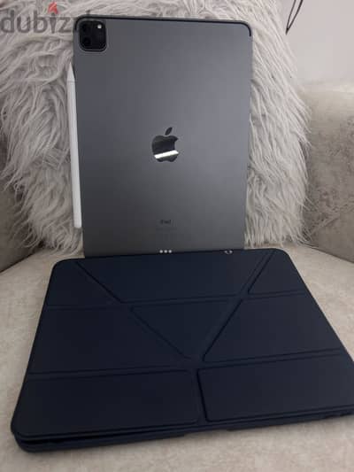 ايباد برو ١١ انش M1