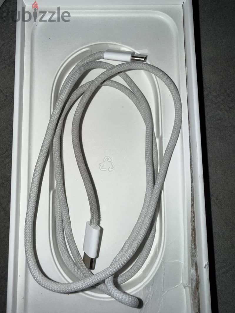 Apple - iPhone 16 Pro Max 1