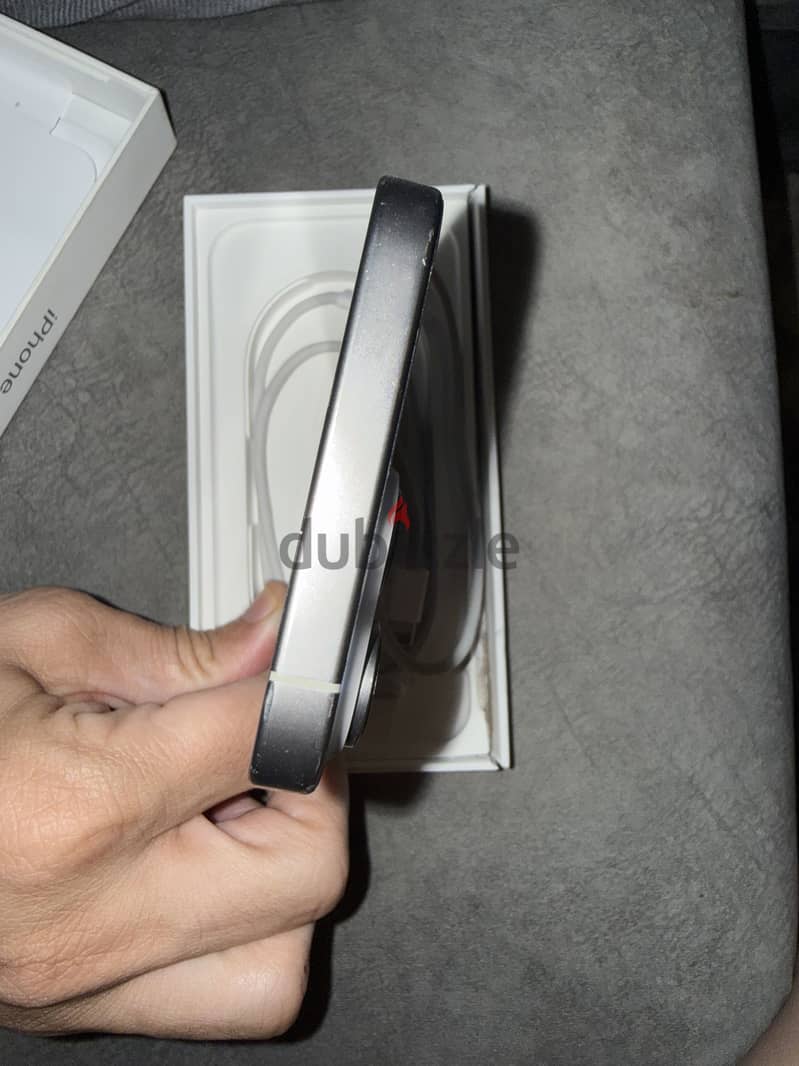 Apple - iPhone 16 Pro Max 5