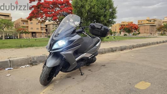 سكوتر كيمكو  Scooter kymco downtown 350i