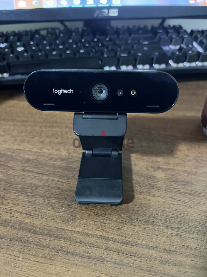 Logitech BRIO stream Webcam ultra hd 4k 1